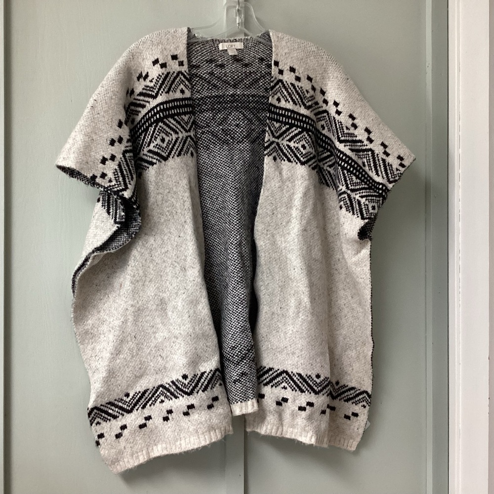 LOFT Wrap Shawl Poncho Sweater Black Beige Size XS/S Women's Thick Acrylic